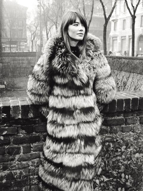 Biểu tượng thời trang đường phố thập niên 60: Francoise Hardy - ELLE.VN