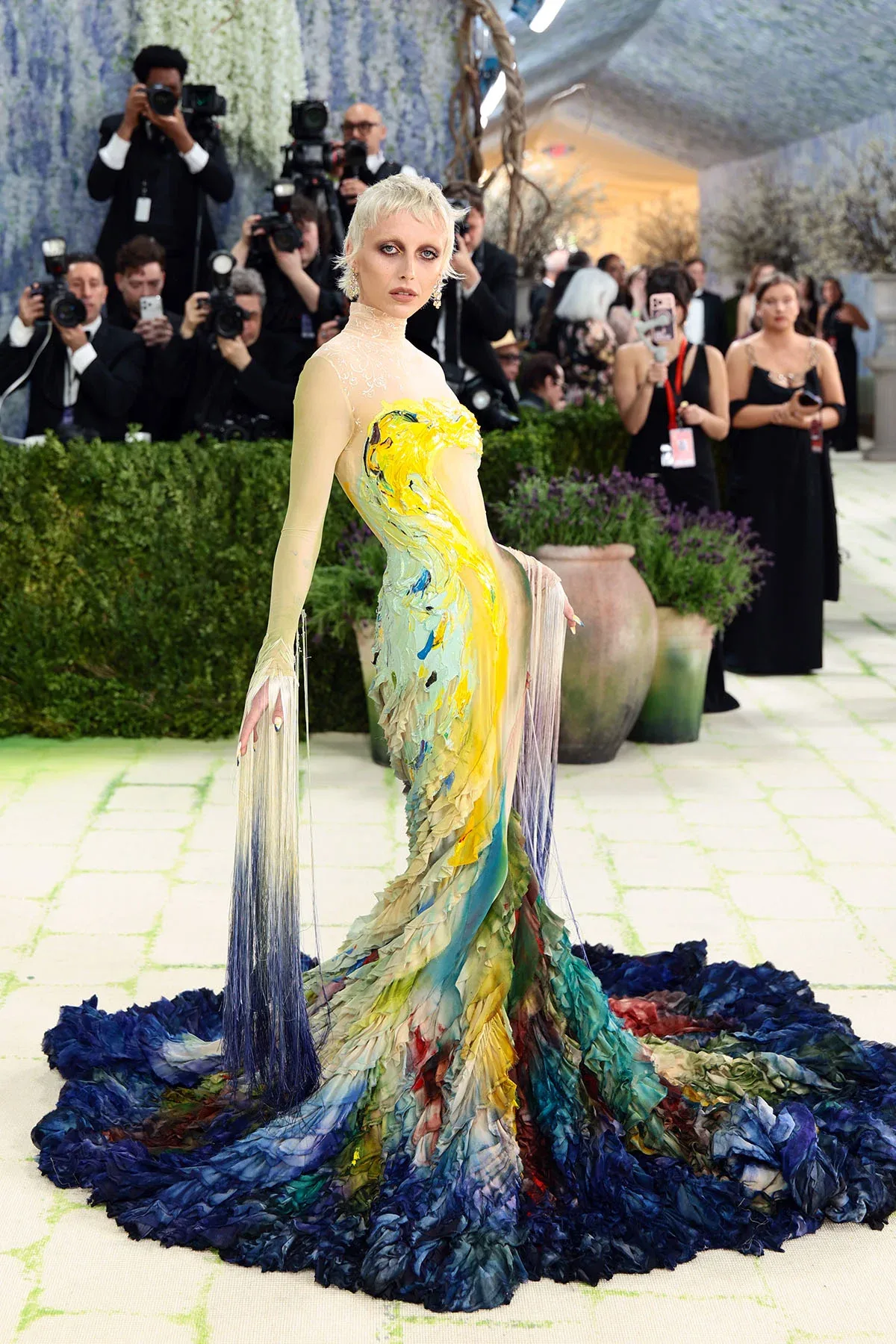 Emma Chamberlain tại Met Gala 2026