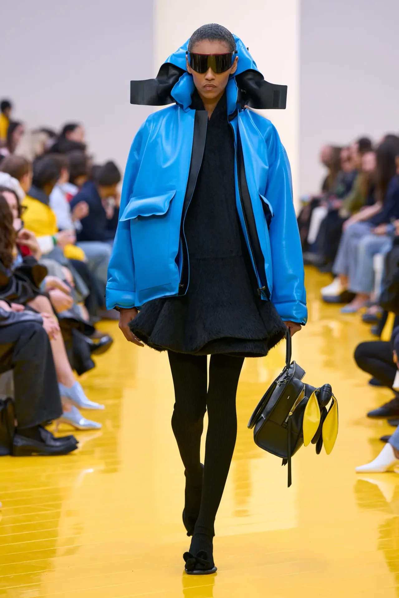 Loewe Thu-Đông 2026