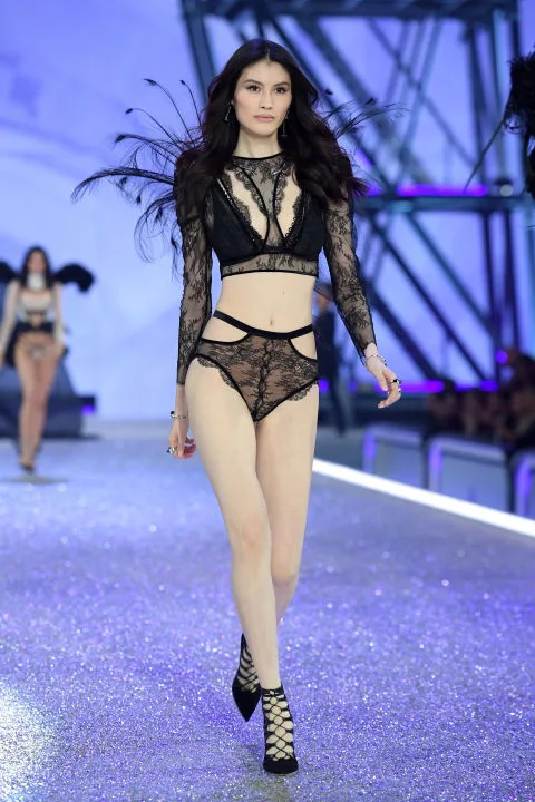 Góc nhìn đặc biệt từ Victoria's Secrect 2016