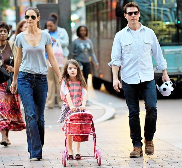 Gia đình của nam tài tử bộ phim "Nhiệm vụ bất khả thi" - Tom Cruise đã từng có những giây phút hạnh phúc bên nhau.