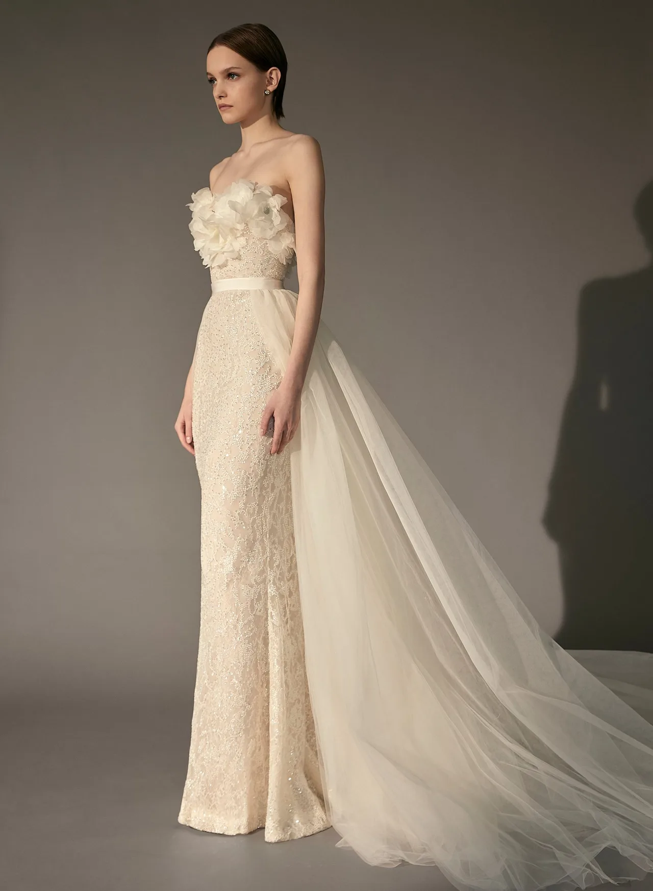 váy cưới đuôi cá Elie Saab