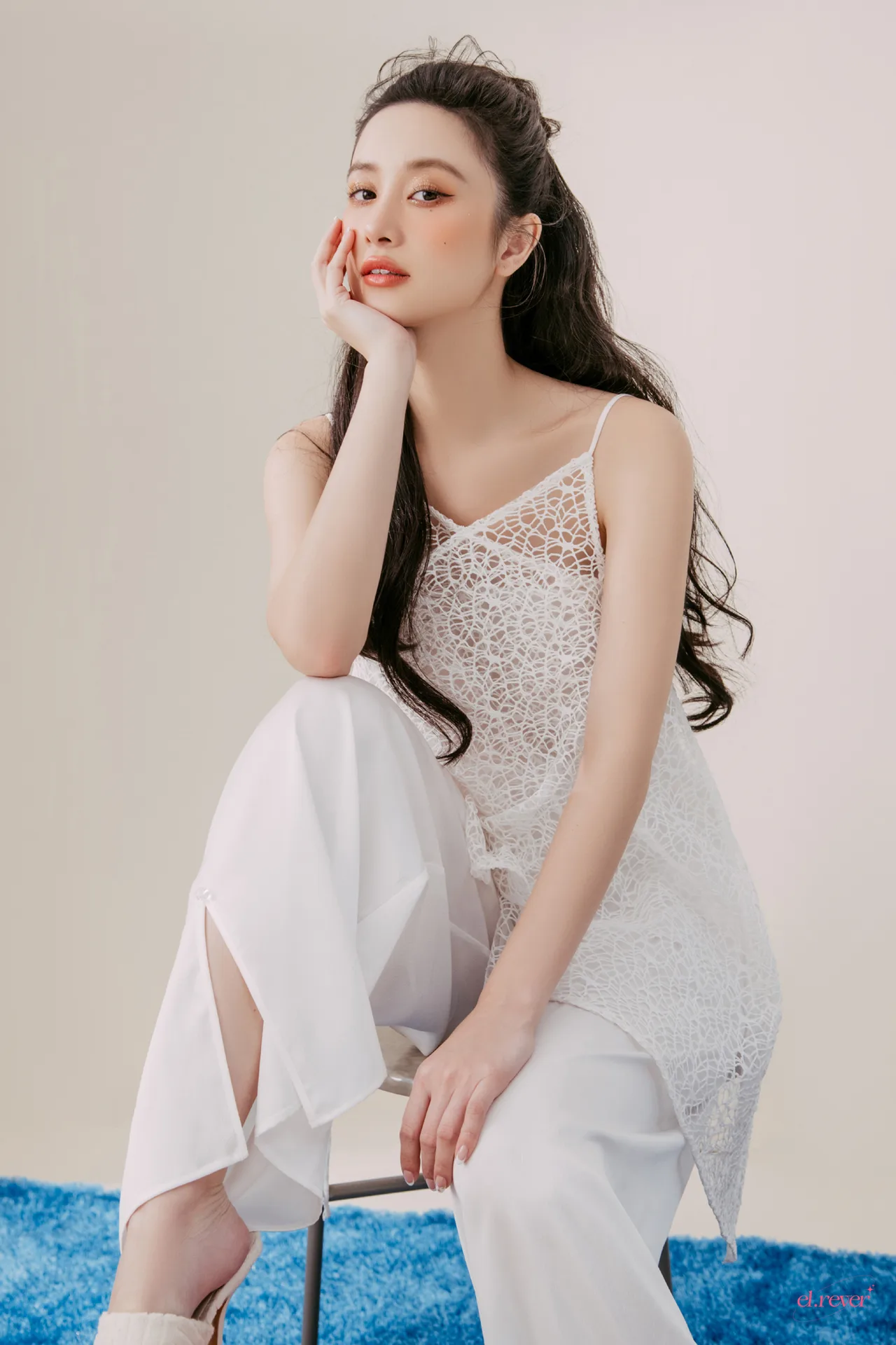 Jun Vũ diện thiết kế của thương hiệu EL.Rêver