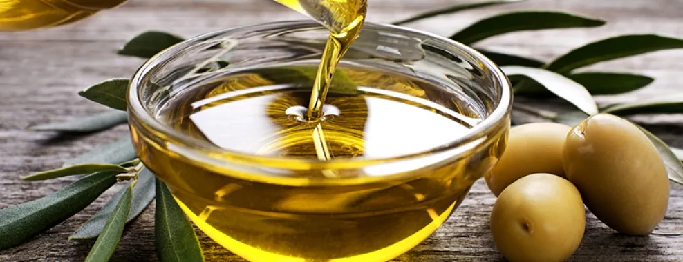 Thực phẩm dinh dưỡng cần thường xuyên bổ sung dầu olive 1 Thực phẩm dinh dưỡng cần thường xuyên bổ sung dầu olive 1