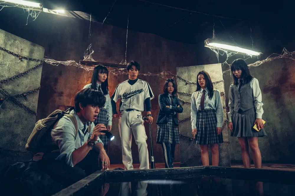 Dàn cast mới trong phim Bitch x Rich 2