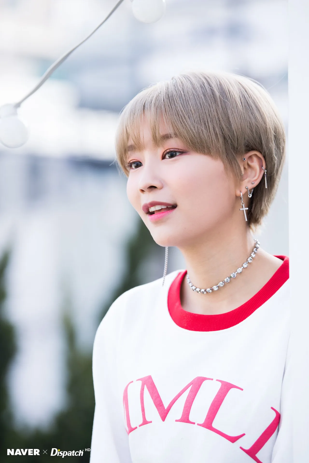 khuyên tai dây sợi chỉ ngắn momoland dispatch