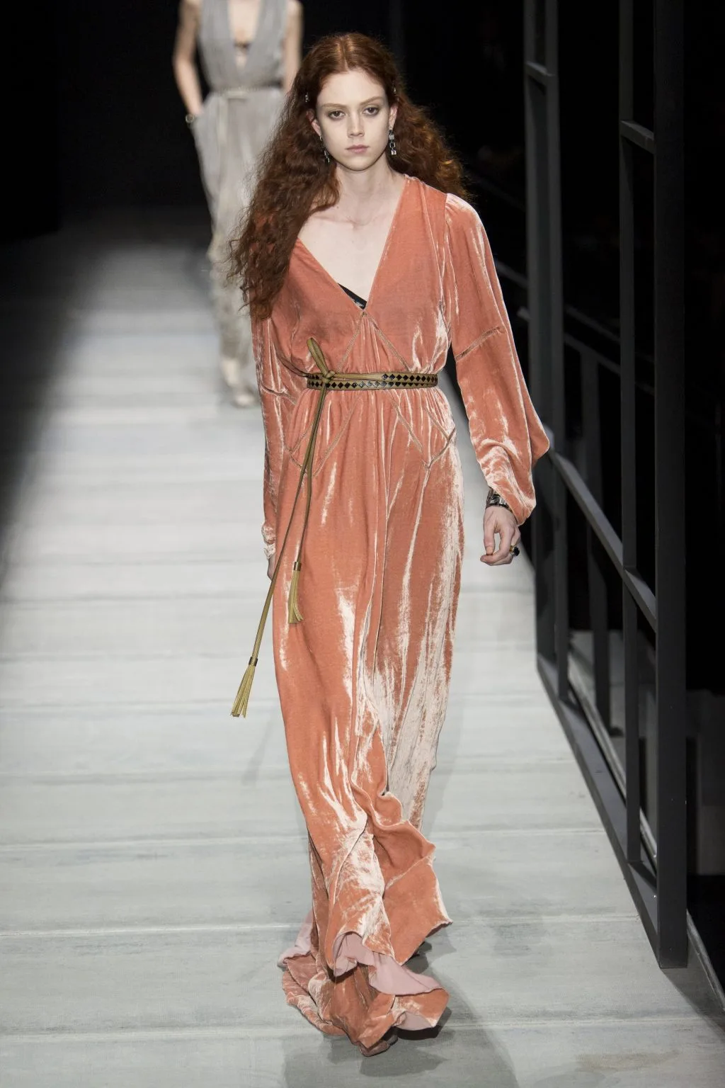 BST của thương hiệu Bottega Veneta mùa Thu 2018: Cuộc ngoại xâm đầy tham vọng của nhà mốt xa xỉ nước Ý BST của thương hiệu Bottega Veneta mùa Thu 2018: Cuộc ngoại xâm đầy tham vọng của nhà mốt xa xỉ nước Ý