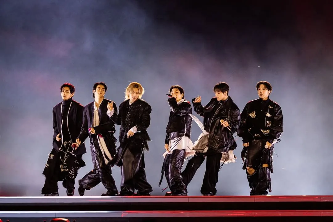 BTS trên sân khấu Arirang Live