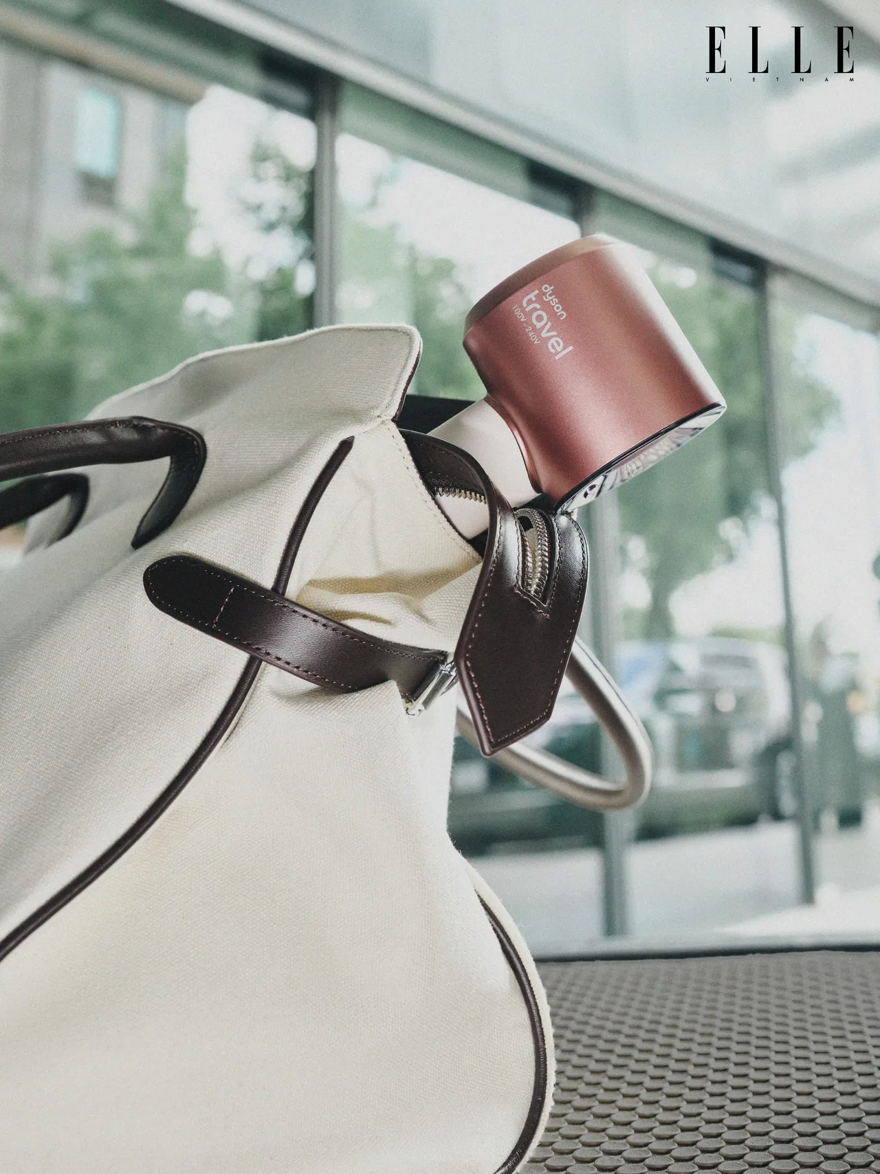 Dyson Supersonic™ Travel