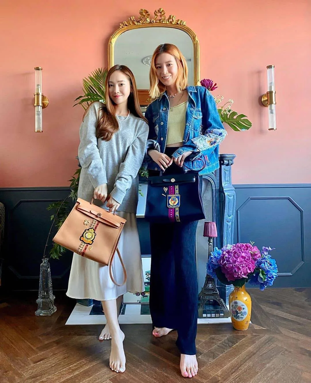 Jessica Jung tinh tế kết hợp gam pastel BST túi Hermès