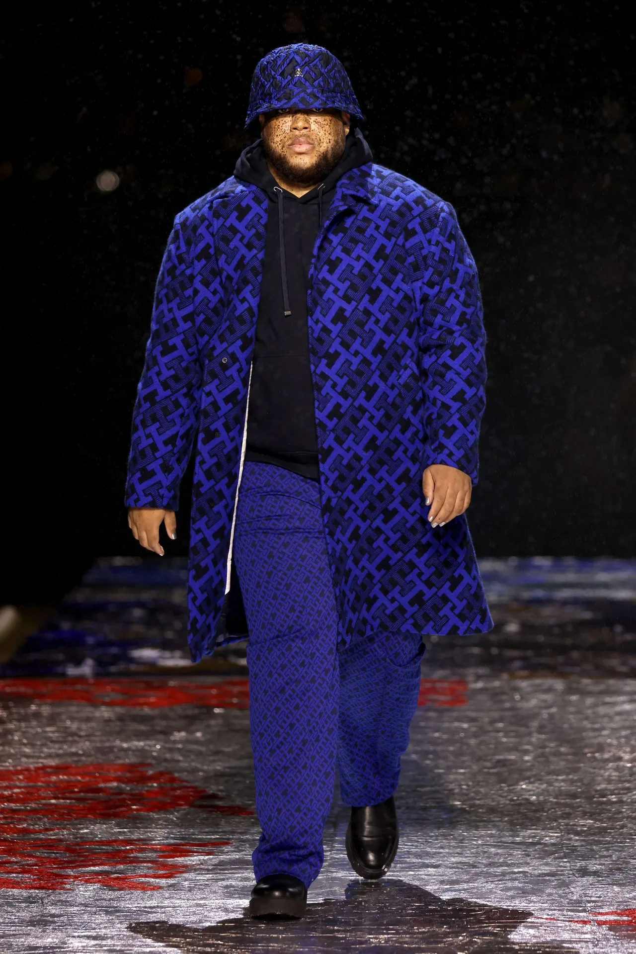 Tommy Hilfiger Thu Đông 2022 look 36