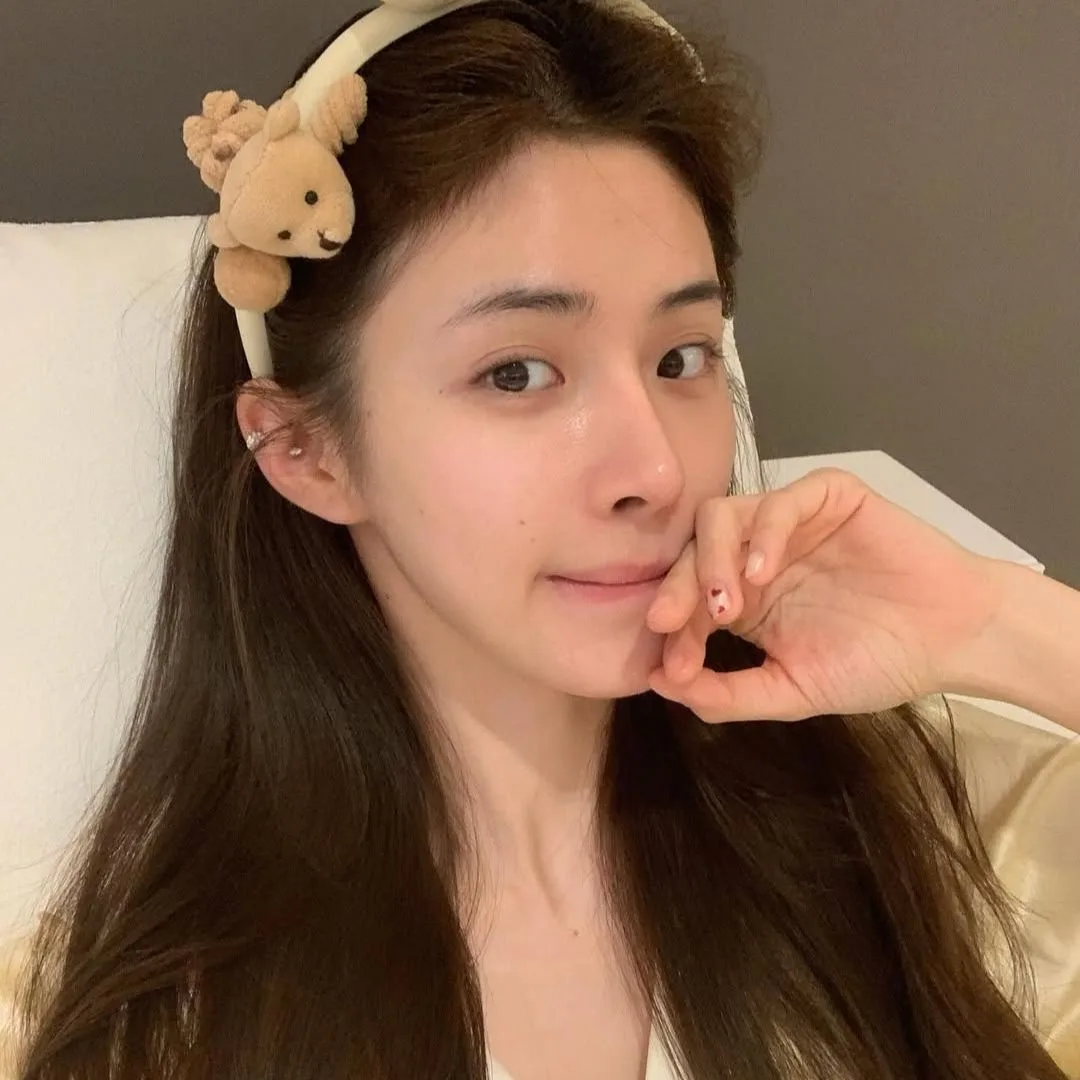 cô gái Hàn chuẩn bị đi ngủ