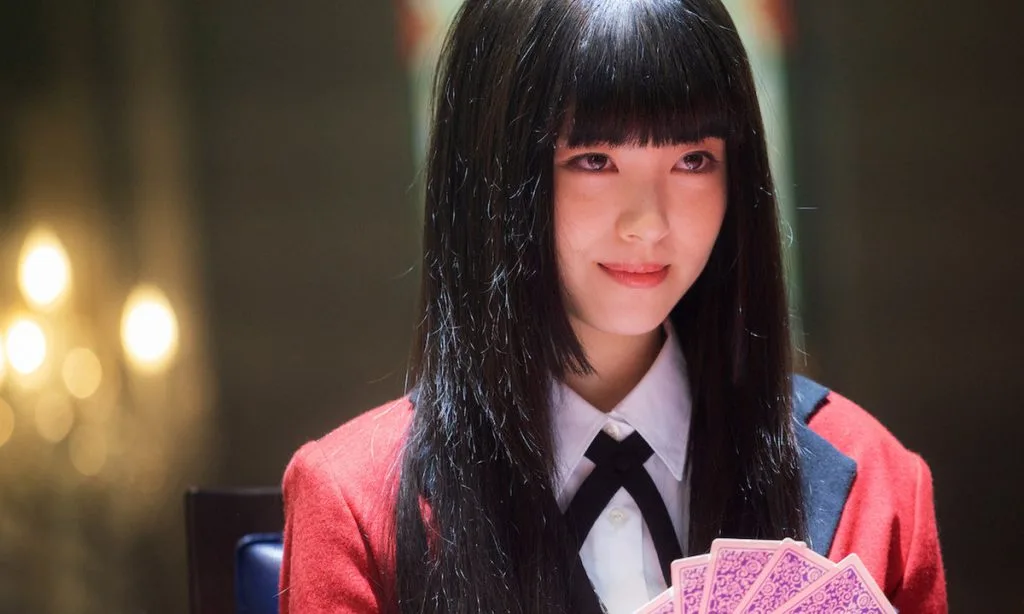 Nữ diễn viên Nhật Minami Hamabe trong phim Học viện cá cược Nữ diễn viên Nhật Minami Hamabe trong phim Học viện cá cược