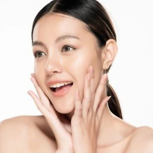Top 10 kem chống nắng nâng tone dành cho da dầu