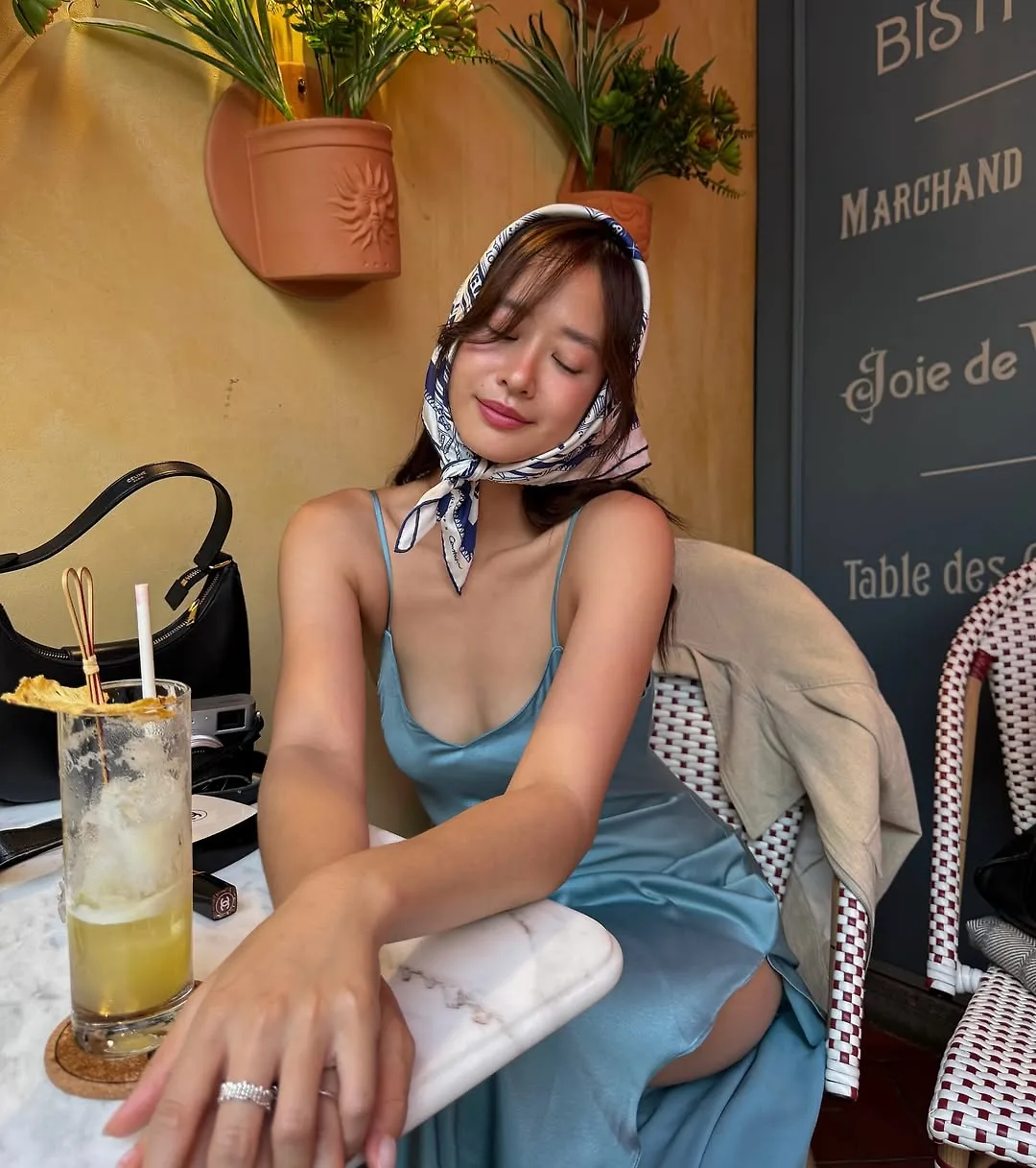 Đầm maxi lụa accuper