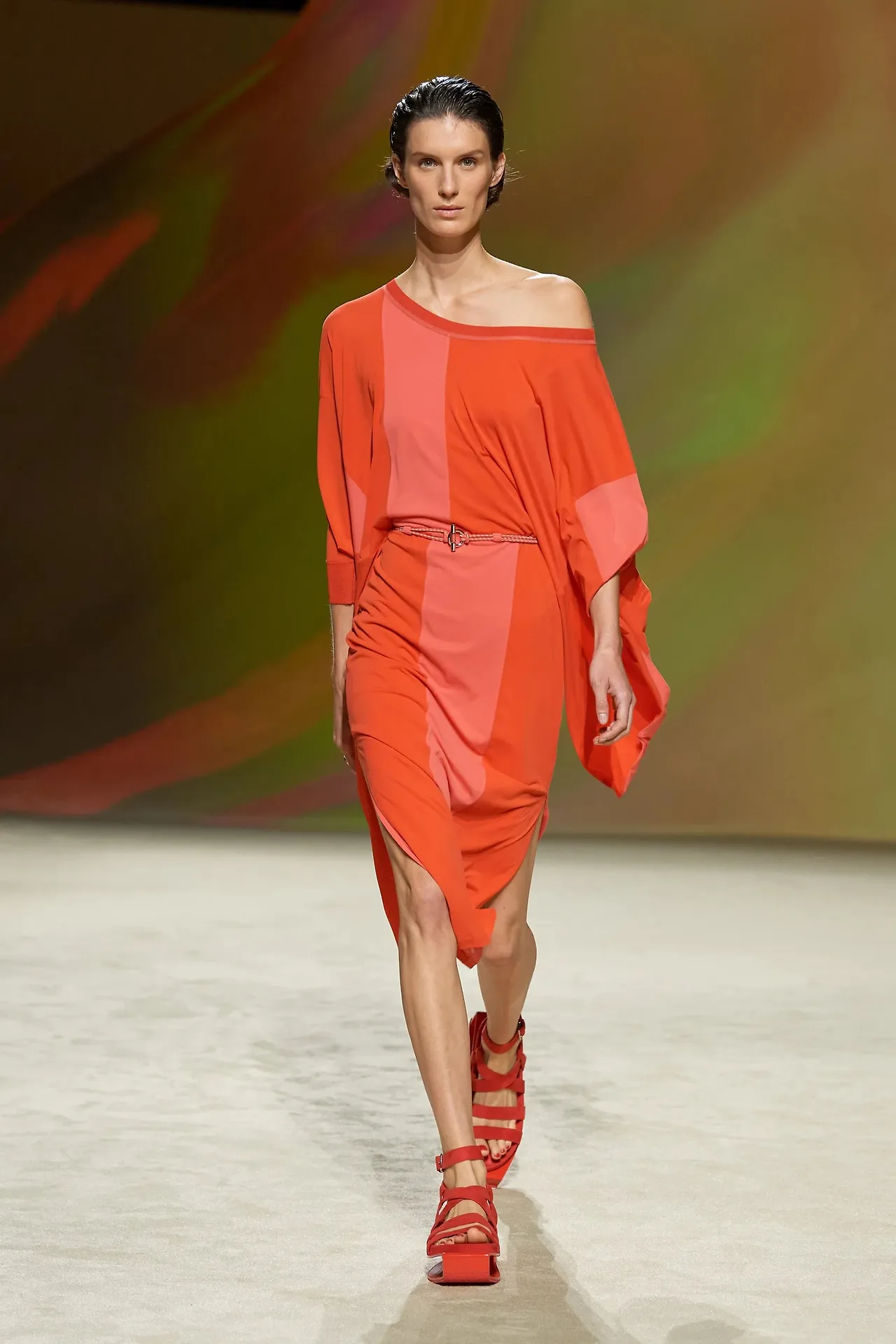 Hermès Xuân Hè 2023 look 33