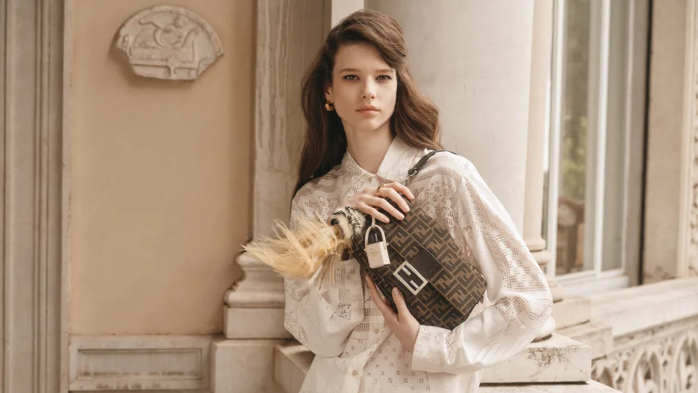 áo sơ mi BST Fendi Summer 2025