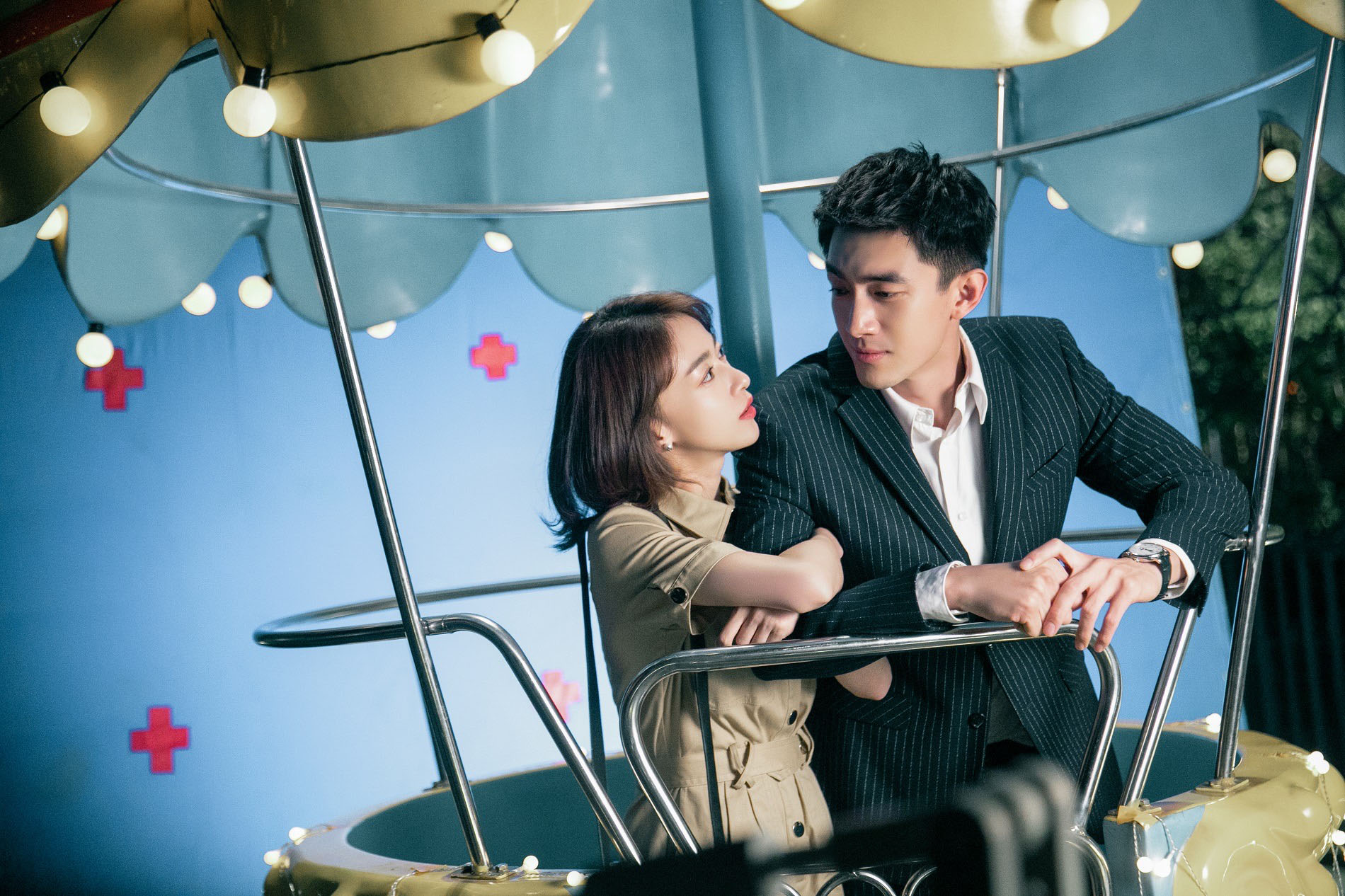 poster phim nữ hoàng mặc cả