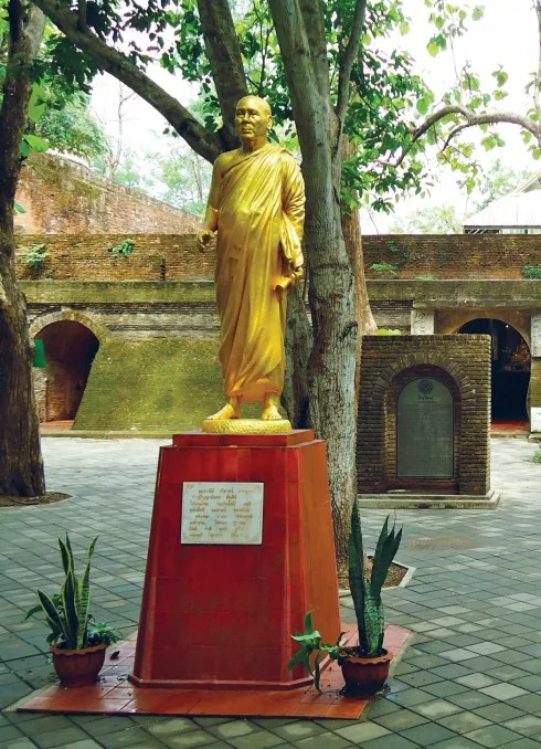 Quang cảnh chùa Wat UMong Quang cảnh chùa Wat UMong