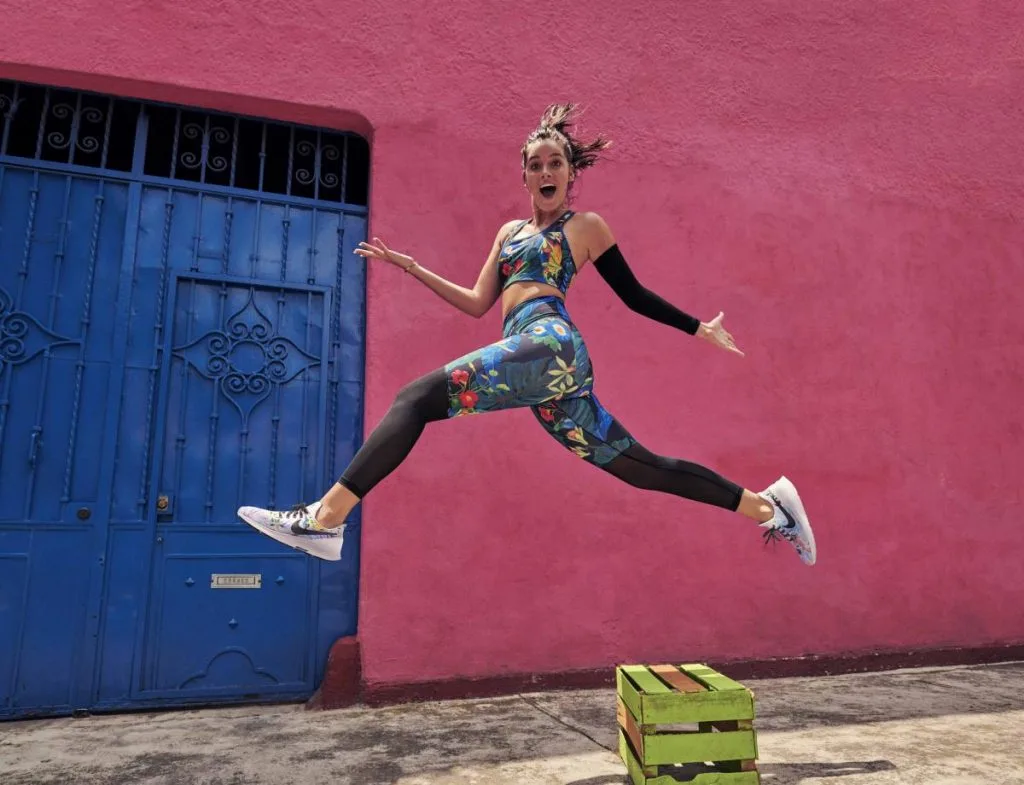 ELLE Women in socitey trang phục thể thao nike 6