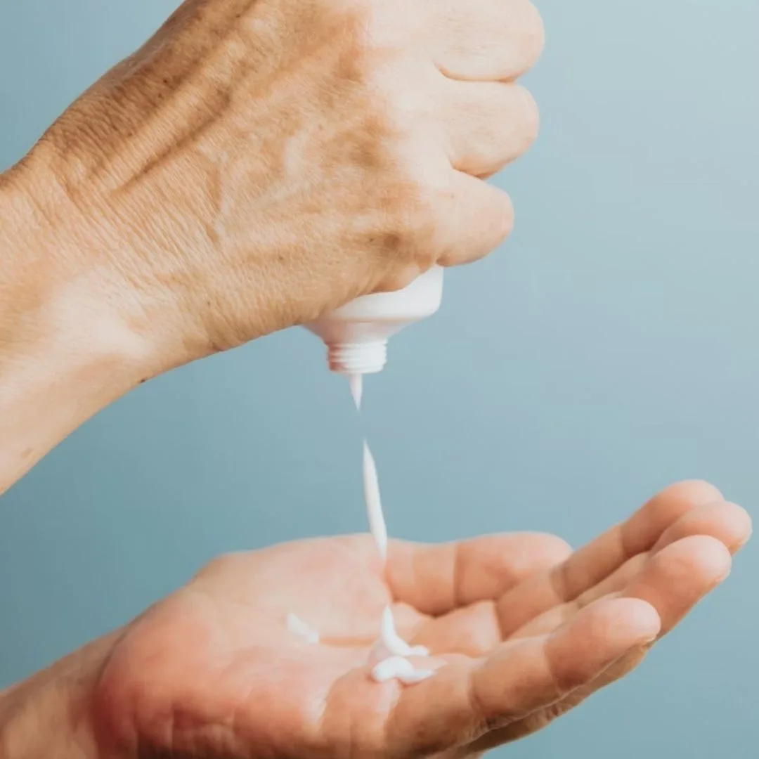 Bạn có thể sử dụng hyaluronic acid để cải thiện tình trạng rạn