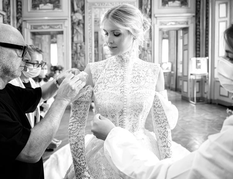 dolce & gabbana váy cưới kitty spencer