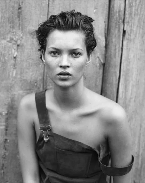 ellevn-tu-twiggy-den-cara-co-gai-vang-kate-moss