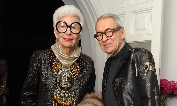 Cảm hứng từ câu chuyện cuộc đời và mối tình 70 năm của Iris Apfel Cảm hứng từ câu chuyện cuộc đời và mối tình 70 năm của Iris Apfel