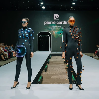 BST Haute Couture của Pierre Cardin