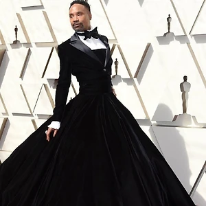 Billy Porter thách thức chuẩn mực thời trang thảm đỏ Oscar với chiếc váy 