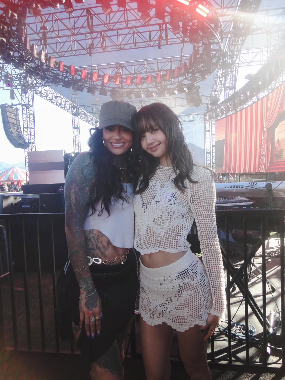 elle-sao-chau-a-du-coachella-2026-lisa-blackpink (1)