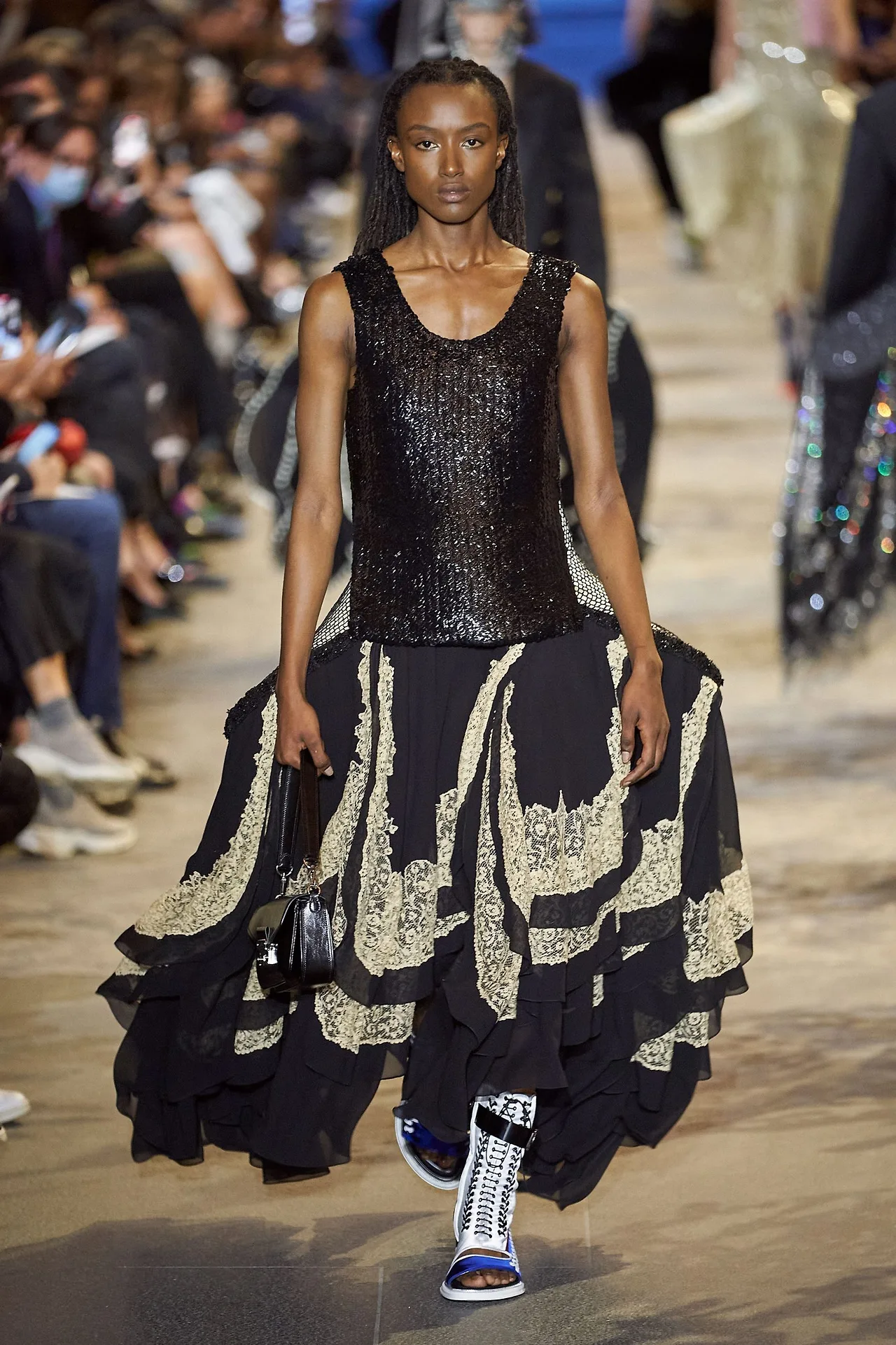 Look 7 LV ss22