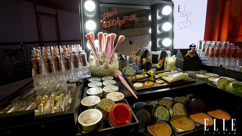 bàn tiệc Elle Beauty Awards 2022 bàn tiệc Elle Beauty Awards 2022
