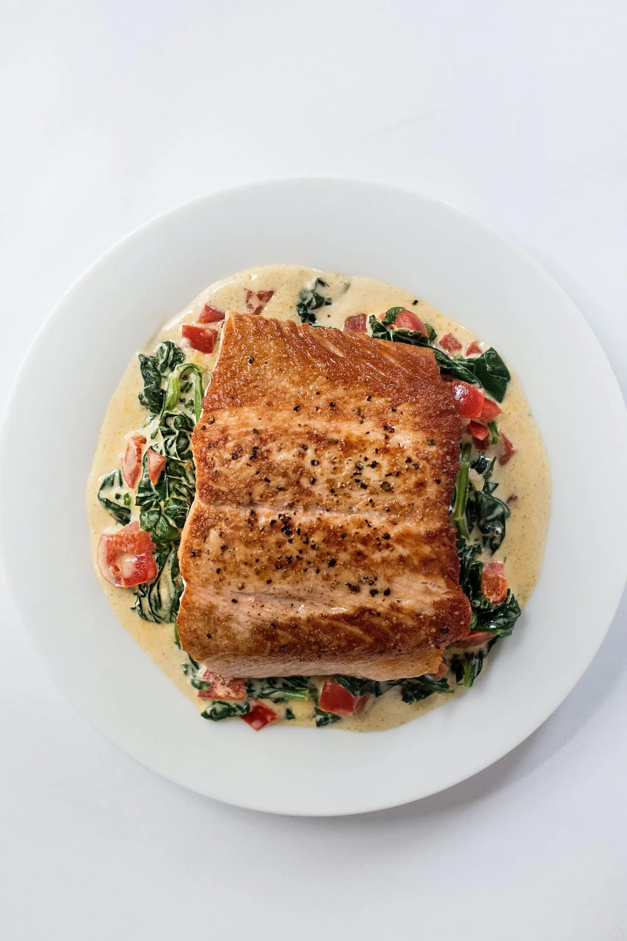 Cá hồi là thực phẩm giàu axit béo Omega-3 Cá hồi là thực phẩm giàu axit béo Omega-3