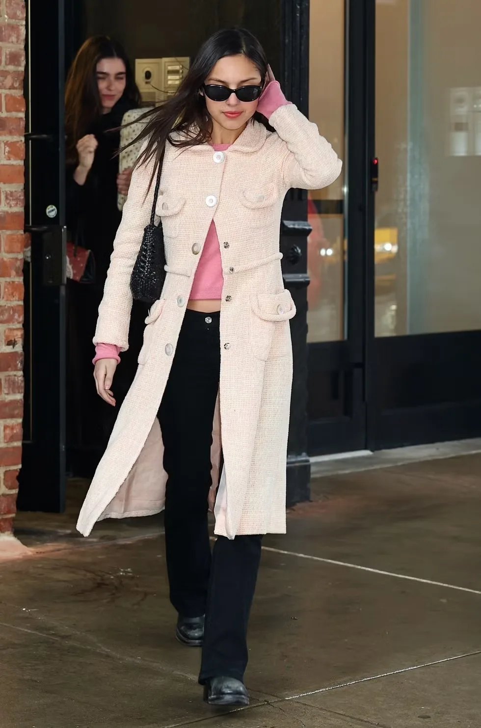 Olivia Rodrigo xuất hiện trên đường phố New York