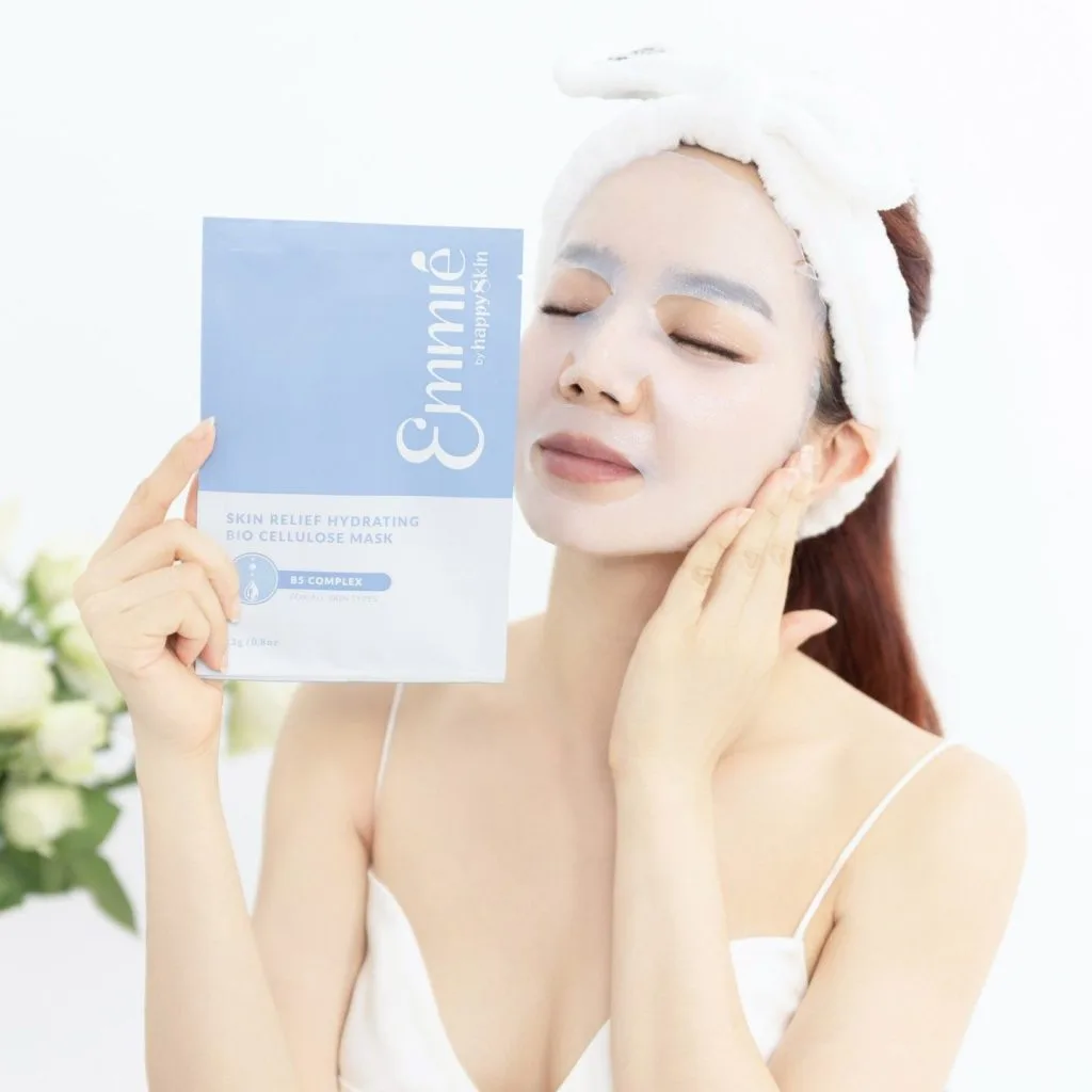 Beauty blogger Emmi Hoàng là nhà sáng lập ra thương hiệu mỹ phẩm Emmié By Happy Skin. Truy tìm những sản phẩm đáng mua của các thương hiệu mỹ phẩm Việt Nam - Phần 1