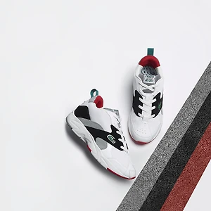 Lacoste Storm 96: Khi tốc độ song hành cùng phong cách