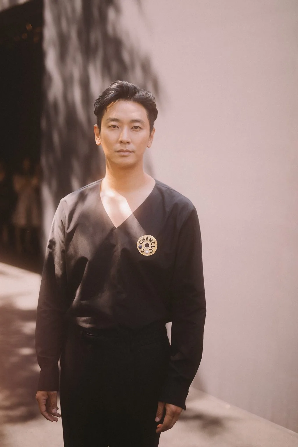joo ji hoon diện đồ chanel tại buổi trình diễn bst métiers d'art của chanel