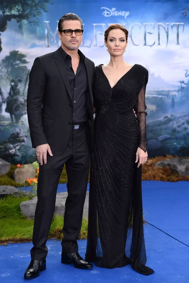 Angelina Jolie xác nhận quay lại trở lại màn ảnh với Maleficent 2 Angelina Jolie xác nhận quay lại trở lại màn ảnh với Maleficent 2