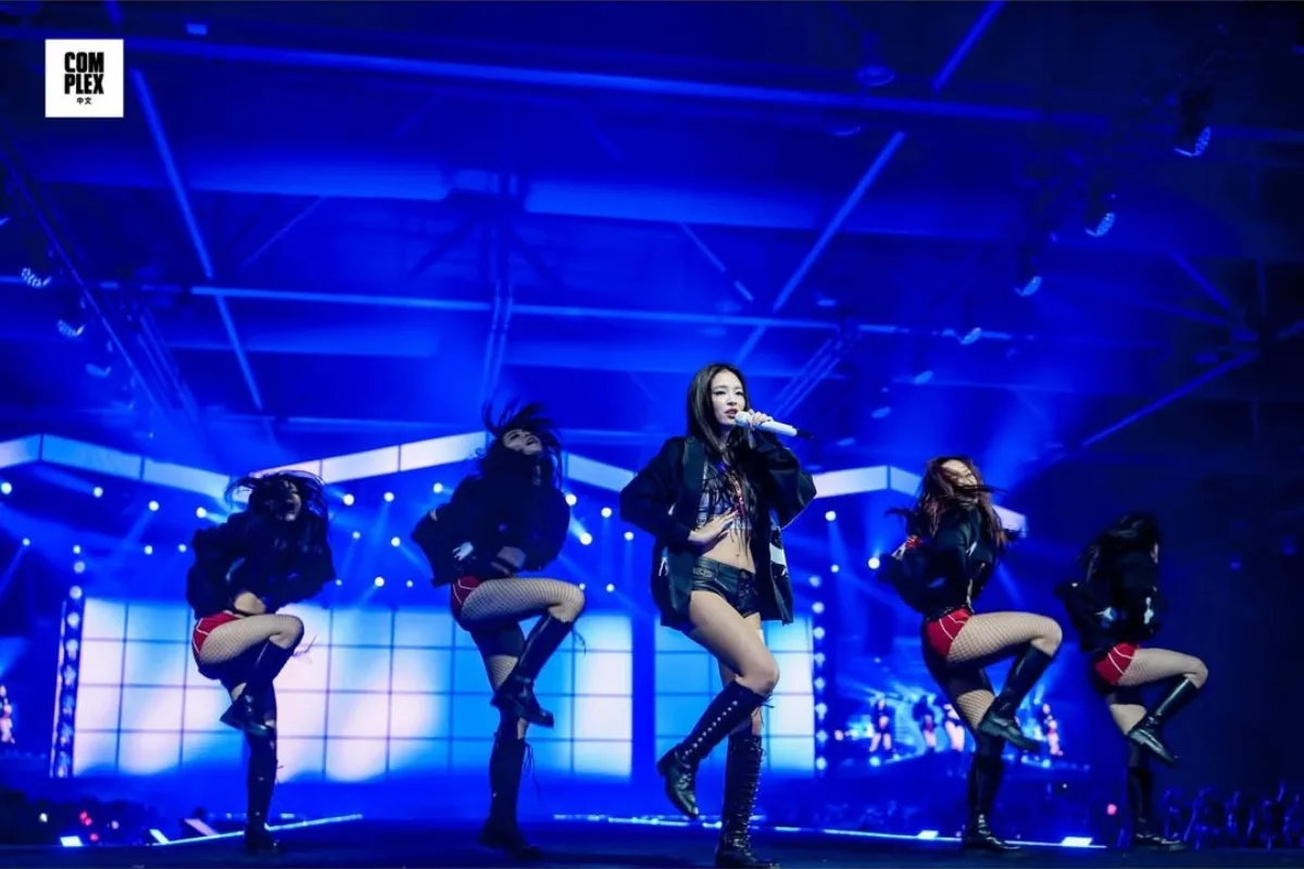 elle-jennie-trinh-dien-tai-complexcon-hong-kong (1)