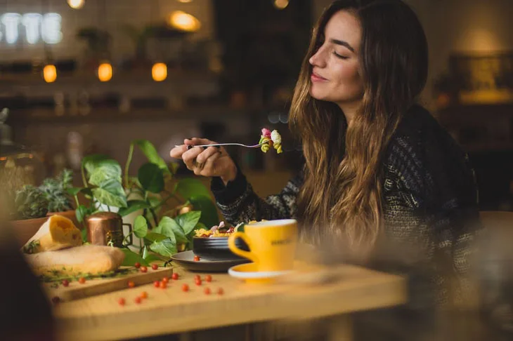elle việt nam cung hoàng đạo 16