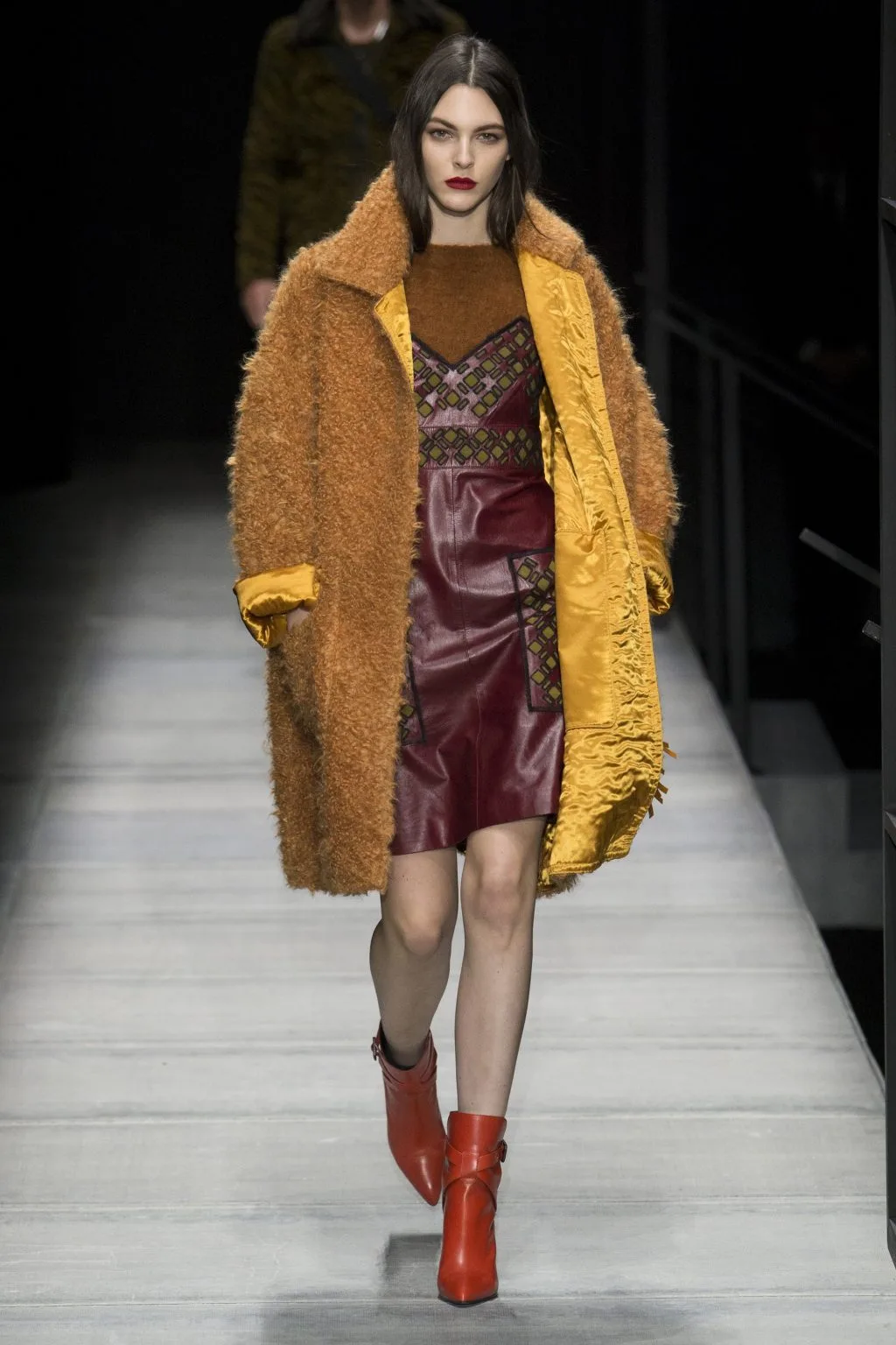 BST của thương hiệu Bottega Veneta mùa Thu 2018: Cuộc ngoại xâm đầy tham vọng của nhà mốt xa xỉ nước Ý BST của thương hiệu Bottega Veneta mùa Thu 2018: Cuộc ngoại xâm đầy tham vọng của nhà mốt xa xỉ nước Ý
