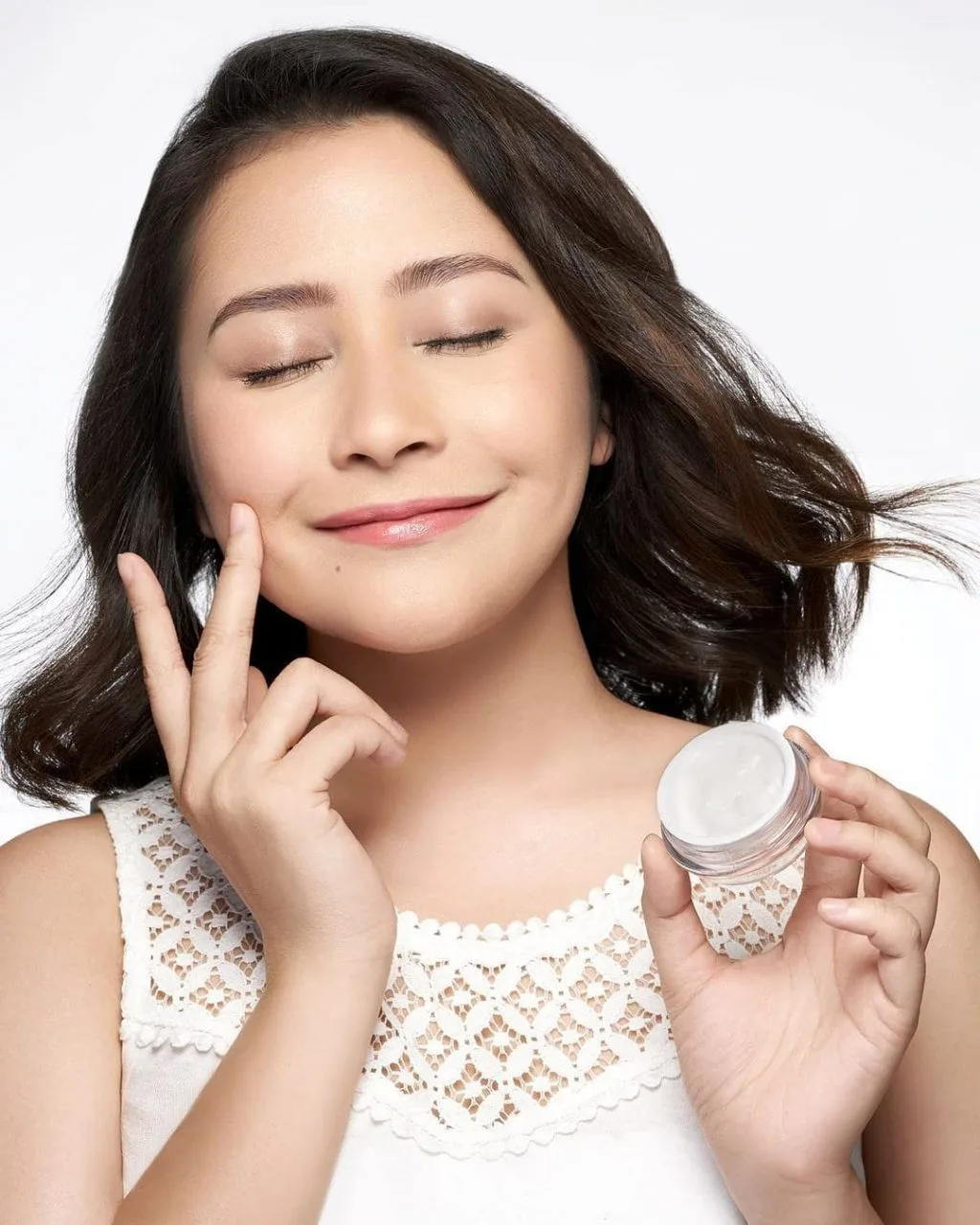 Những lợi ích tuyệt vời của Hyaluronic Acid Những lợi ích tuyệt vời của Hyaluronic Acid