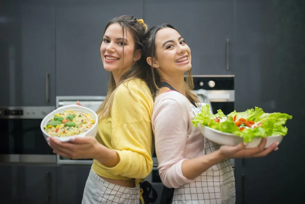 Chế độ ăn lành mạnh tốt cho sức khoẻ. Chế độ ăn lành mạnh tốt cho sức khoẻ.