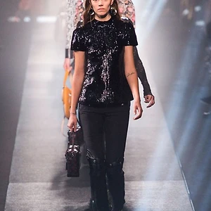 Bộ sưu tập Louis Vuitton Xuân Hè 2015
