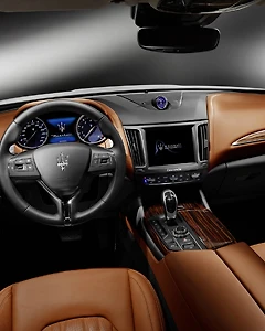 MASERATI & Dòng xe SUV đầu tiên LEVANTE tại Việt Nam