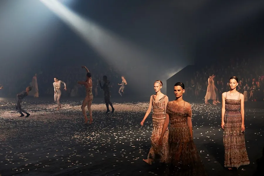 Tuần lễ Thời trang Paris 2019 Dior 01