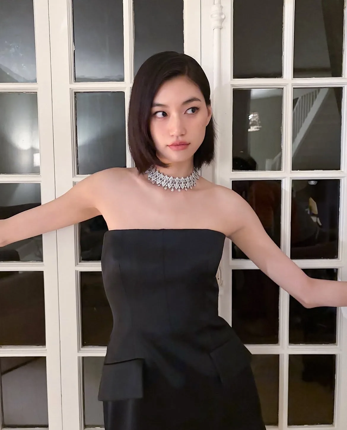 elle-sao-chau-a-tai-cannes-2026-kim-doyeon-4