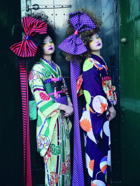 Một trong những tác phẩm của Ueda Mieko. Ảnh: Takuya Oamoto. Thiết kế Kimono: Mamechiyo.
