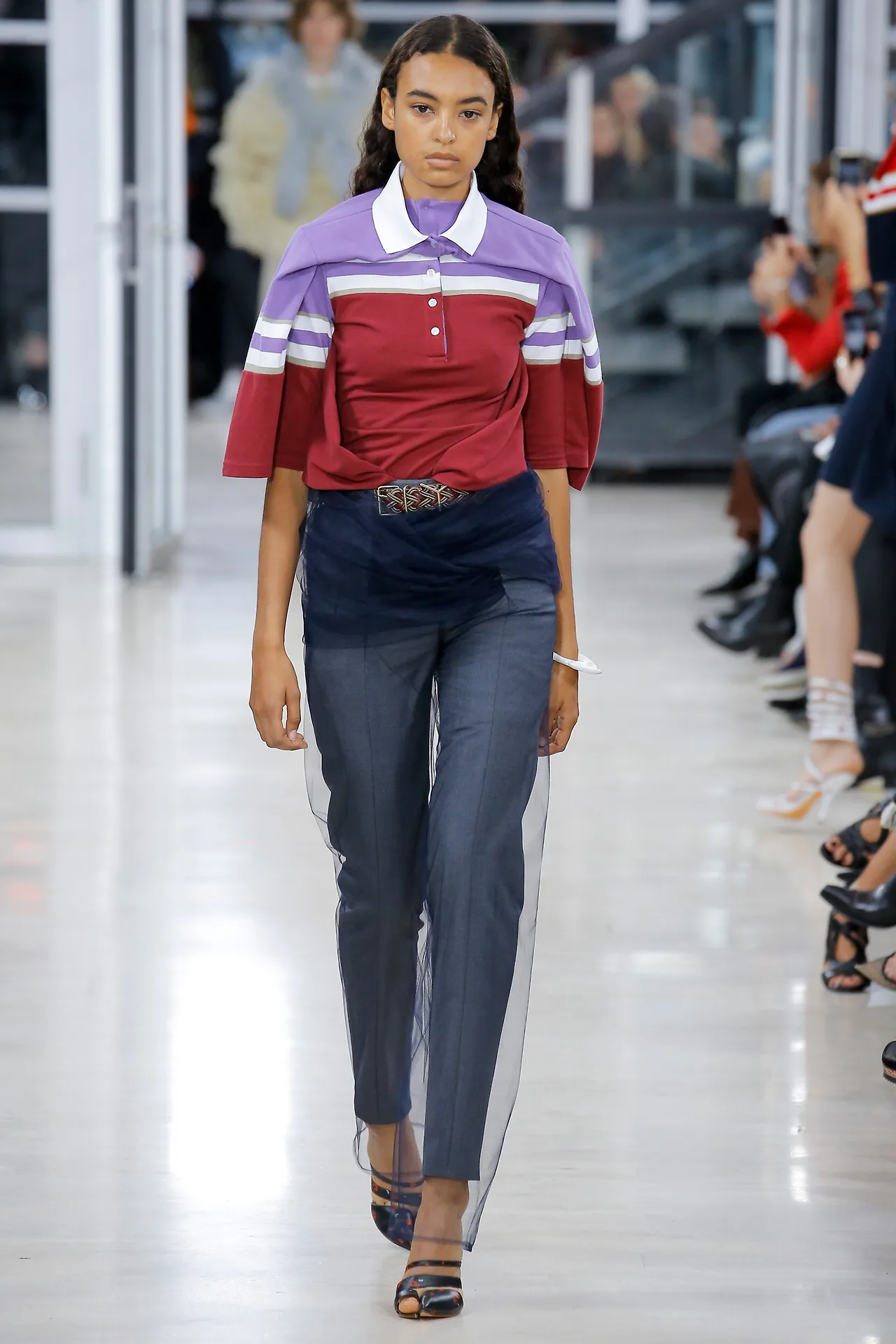 Paris Fashion Week Spring 2018 Y/Project: Sự sáng tạo không ngừng nghỉ